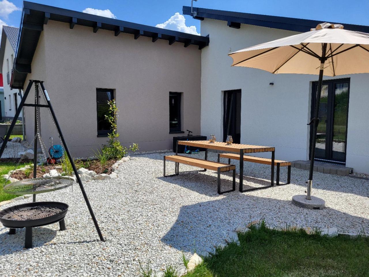 Ferienhaus Kleine Auszeit Idar-Oberstein Esterno foto